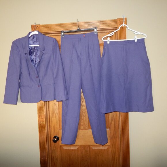 Women Size 14 SEARS The Fashion Place Suit Set Blazers Pants Skirt That Fit - Picture 1 of 8